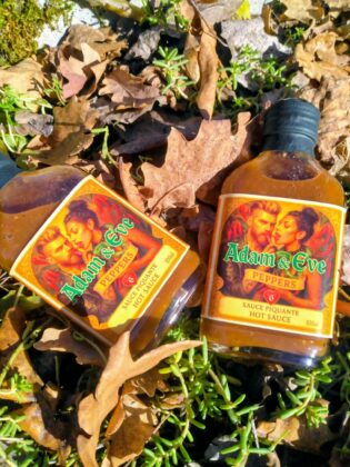 Hot Sauce 6/10 Adam & Eve Peppers 100ml