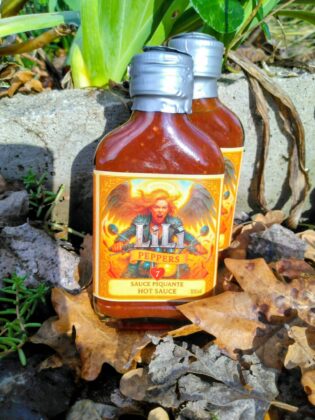 Hot Sauce 7/10 Lili Peppers 100ml